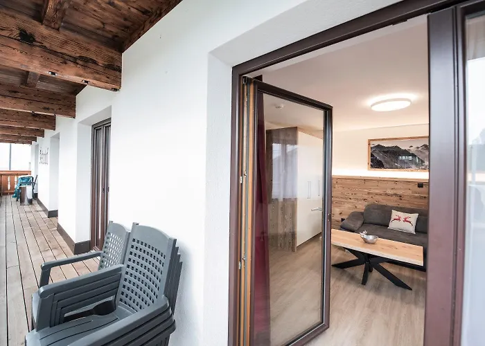 Astenhof Familie Hummel * Fuegen