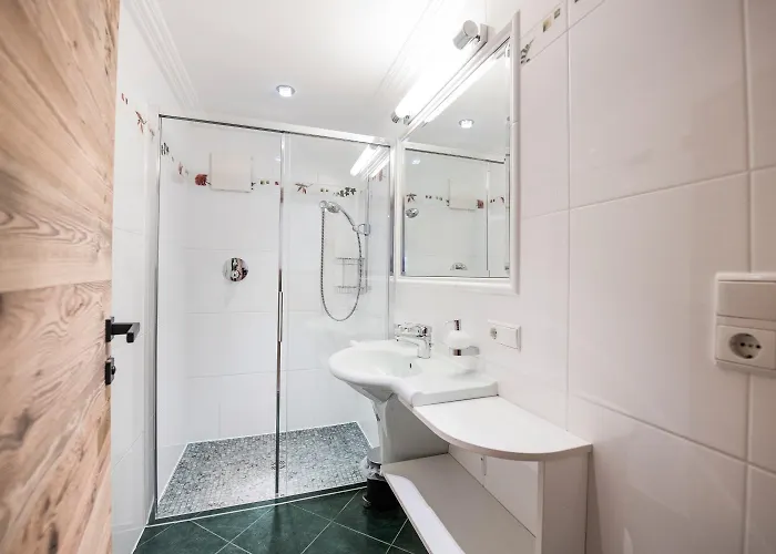 Astenhof Familie Hummel *